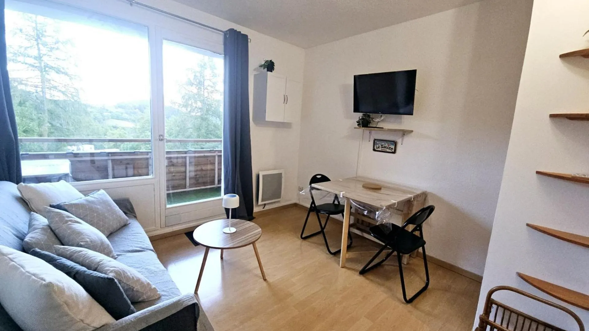 Apartman Studio Au Pied Des Pistes Refait A Neuf Enchastrayes